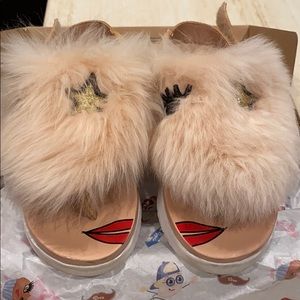 Girls UGG Thong Sandal